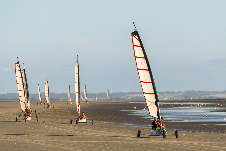 2022_07_03_Quend_plage_chars_a_voile_010.jpg